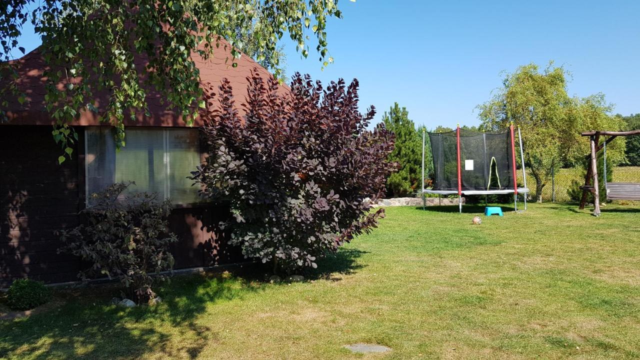 Dom W Skowronkach Villa Sasino Exteriör bild